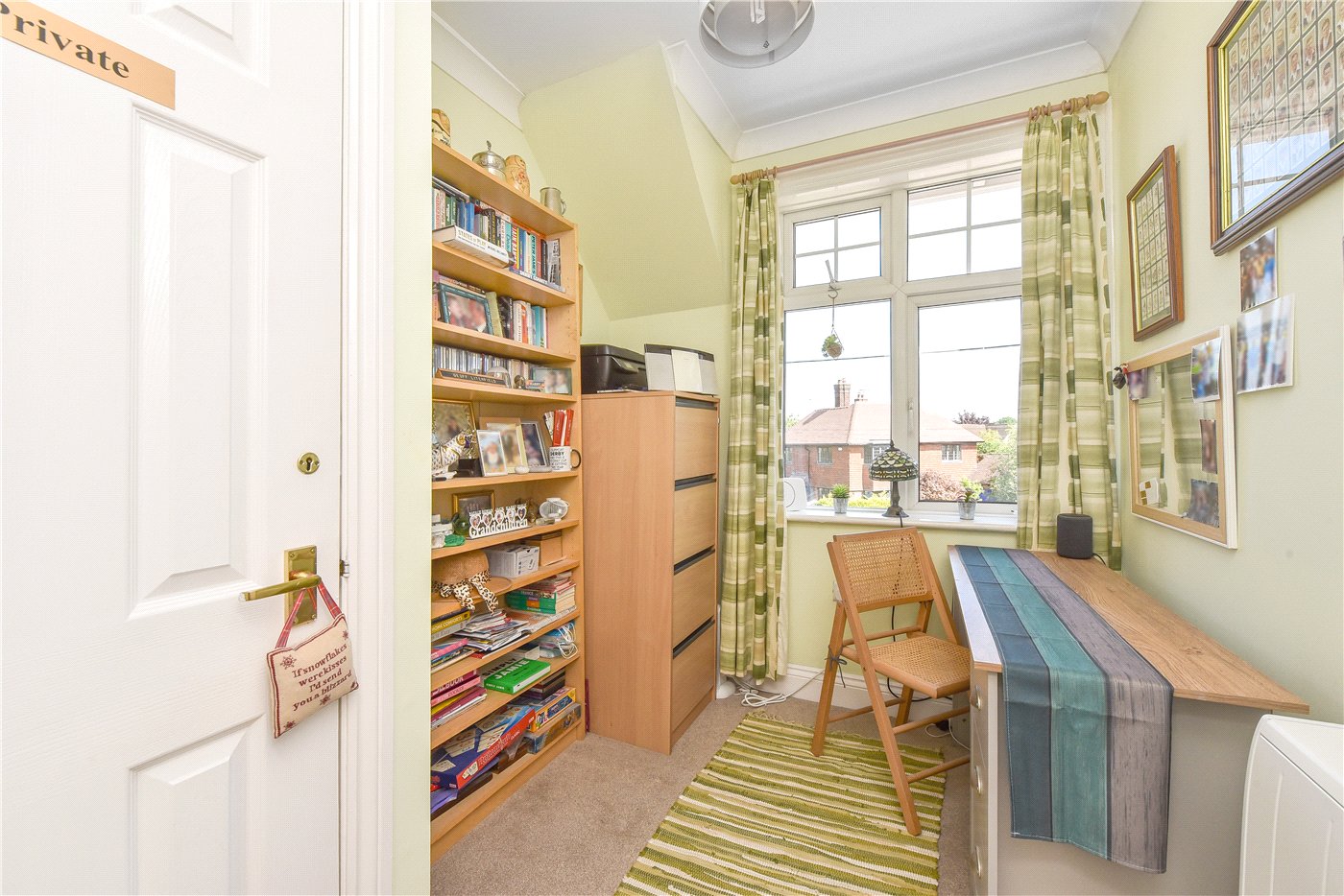 Bedroom2/Study